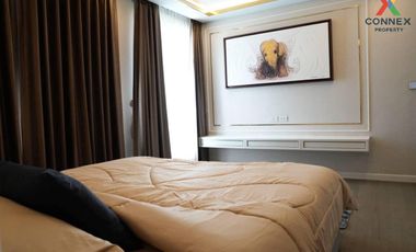 For rent 2 bed condo in Huai Khwang, Bangkok