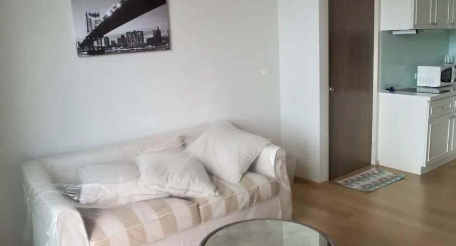For rent 1 bed condo in Phaya Thai, Bangkok