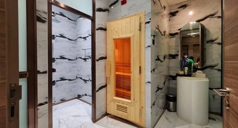 For rent 1 bed condo in Phaya Thai, Bangkok