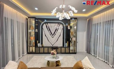 For sale 4 Beds house in East Pattaya, Pattaya