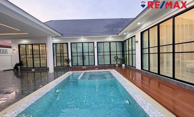 For sale 4 Beds house in East Pattaya, Pattaya