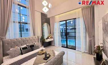For sale 4 Beds house in East Pattaya, Pattaya