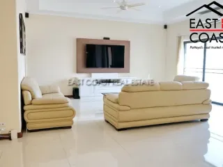 À louer 3 chambres maison à Bang Lamung, Chonburi