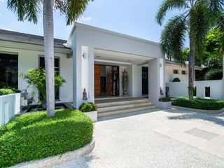 For sale 5 bed villa in Cha Am, Phetchaburi