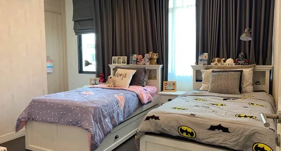 Аренда и продажа 4 спальни дом в Банг Капи, Бангкок