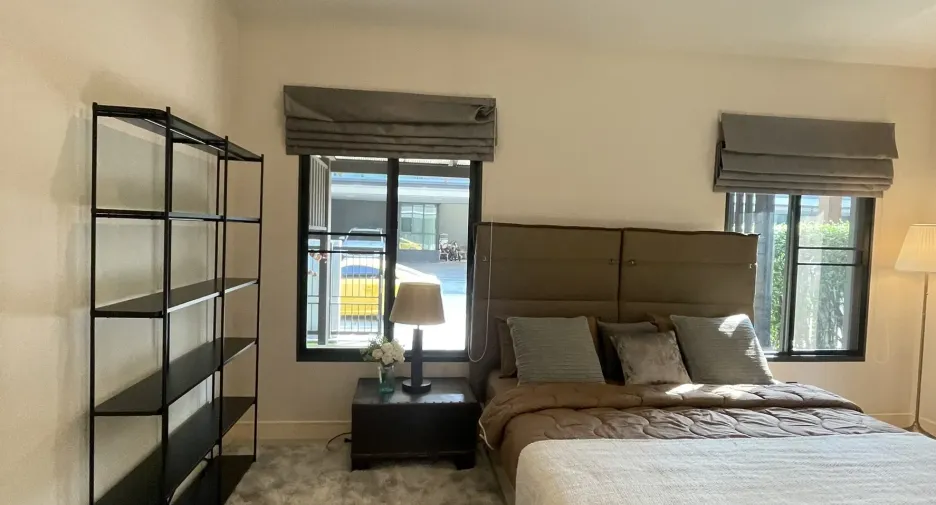 For rent 4 bedrooms house in Bang Kapi, Bangkok