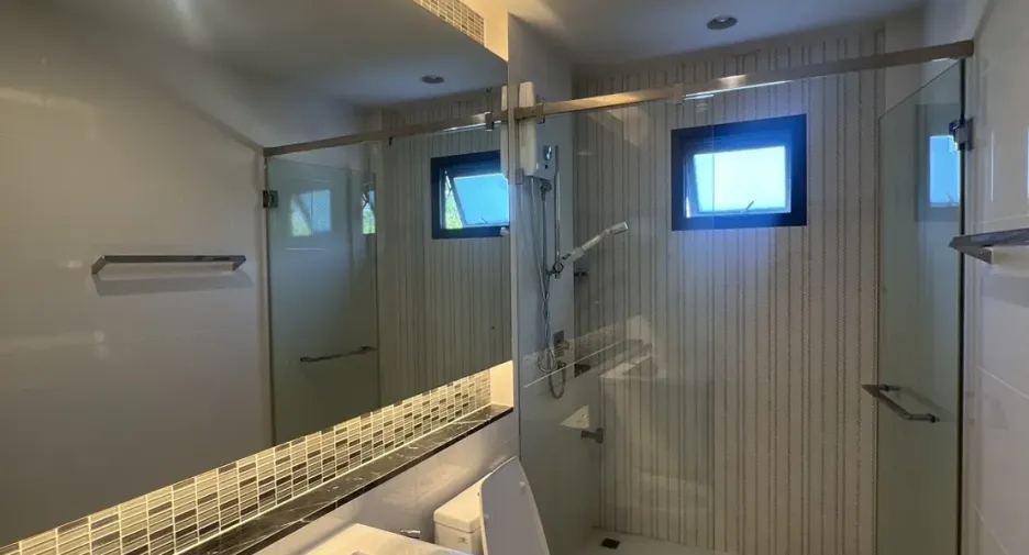 For rent 3 bedrooms house in Bang Kapi, Bangkok