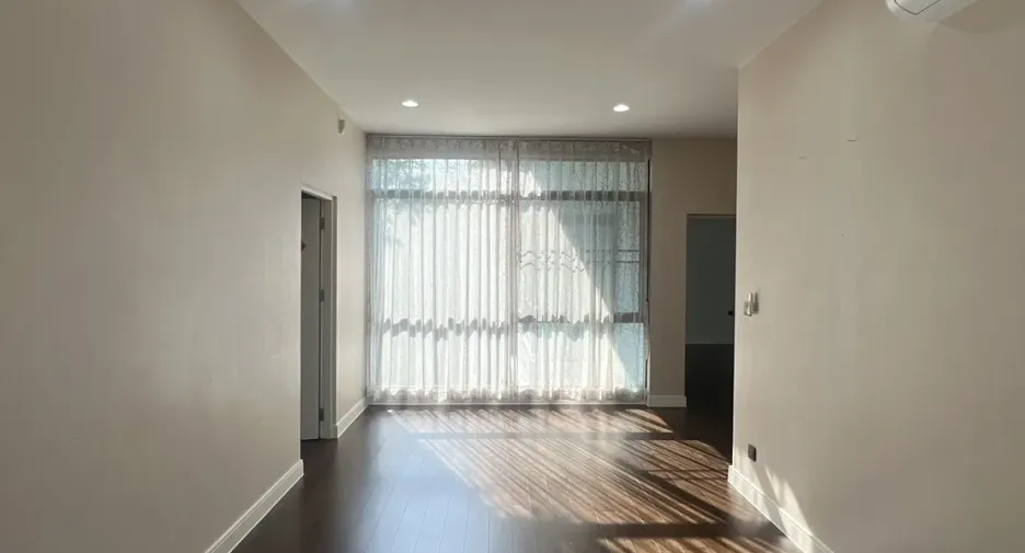 For rent 3 bedrooms house in Bang Kapi, Bangkok