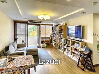 For sale 3 bed condo in Yan Nawa, Bangkok