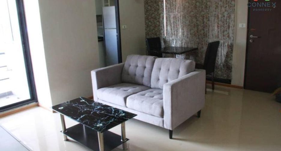 For rent 2 bed condo in Phaya Thai, Bangkok