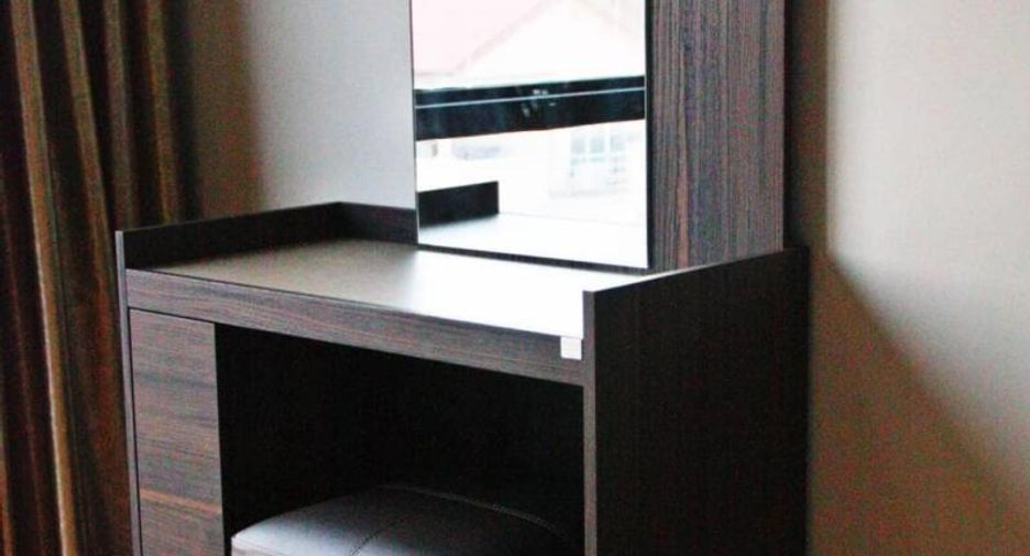 For rent 2 bed condo in Phaya Thai, Bangkok