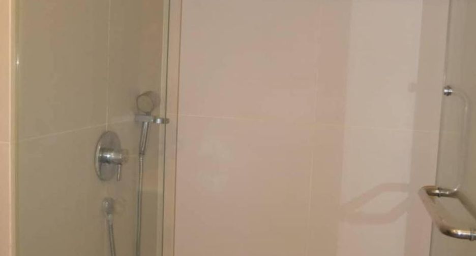 For rent 2 bed condo in Phaya Thai, Bangkok