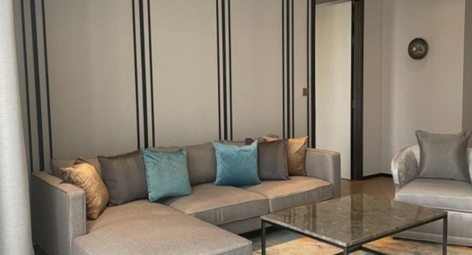 For rent 2 bed condo in Watthana, Bangkok