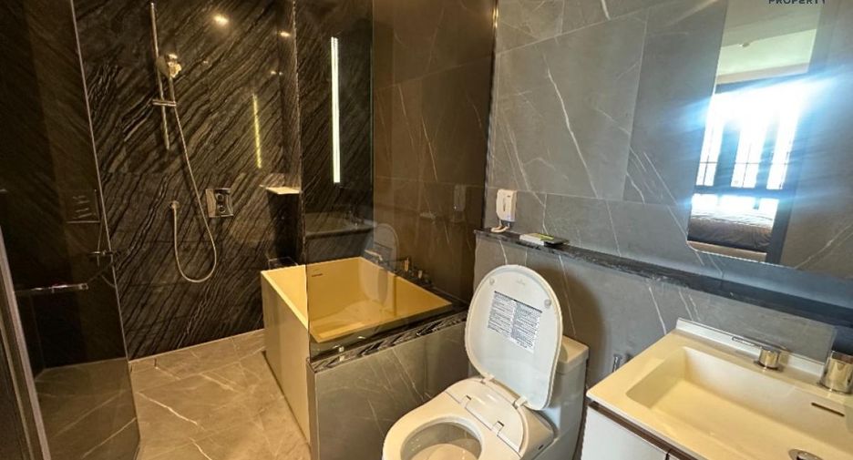 For rent 1 bed condo in Watthana, Bangkok