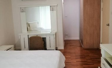 For rent 2 bed condo in Khlong Toei, Bangkok