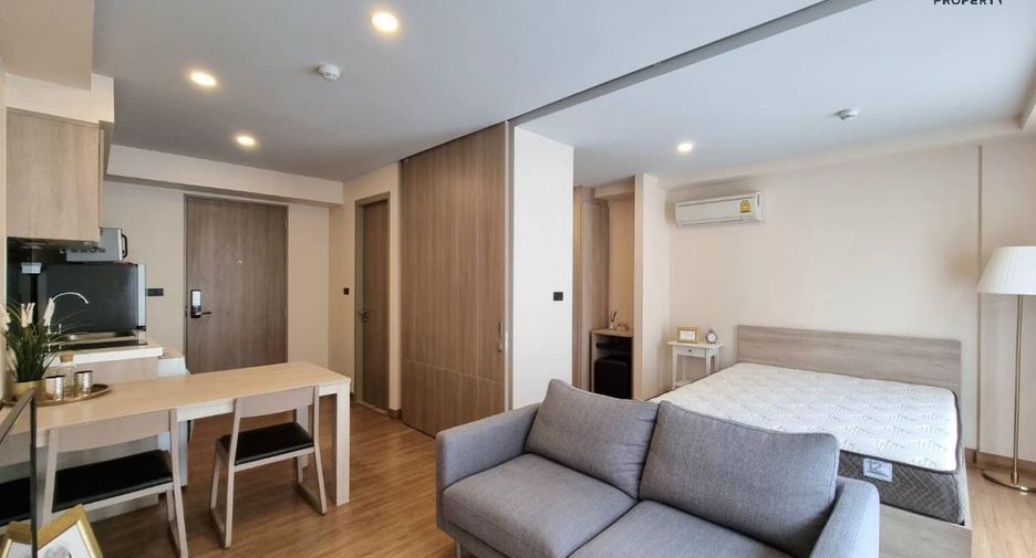 For rent 1 bed condo in Phaya Thai, Bangkok
