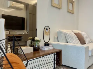 For rent 1 bed condo in Mueang Samut Prakan, Samut Prakan