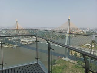 For sale 3 bed condo in Yan Nawa, Bangkok