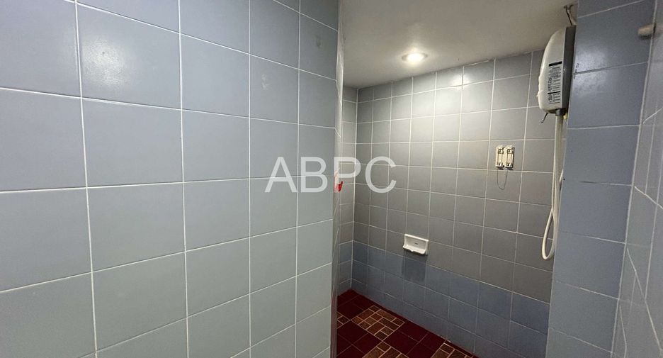 For rent and for sale 2 bedrooms condo in Bang Lamung, Chonburi