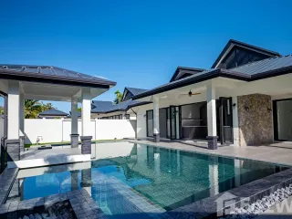 For sale 4 bed villa in Thalang, Phuket