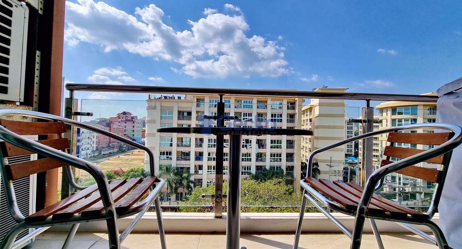 For rent 2 Beds condo in South Pattaya, Pattaya
