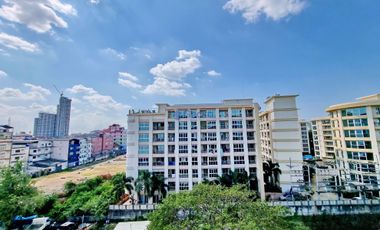 For sale 2 bed condo in South Pattaya, Pattaya