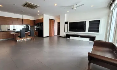 For rent and for sale 4 bedrooms condo in Watthana, Bangkok