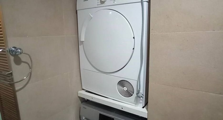 Аренда и продажа 4 спальни кондо в Щаттхана, Бангкок