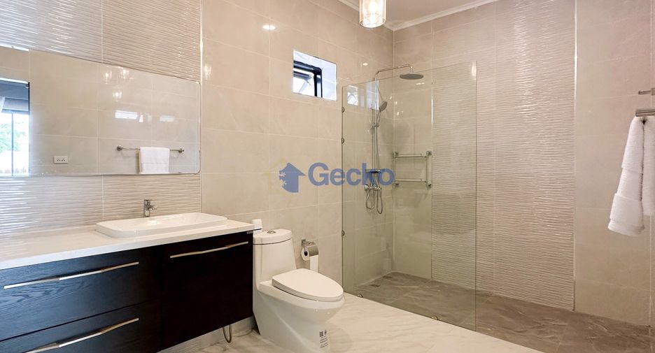 For sale 4 bed house in Bang Lamung, Chonburi