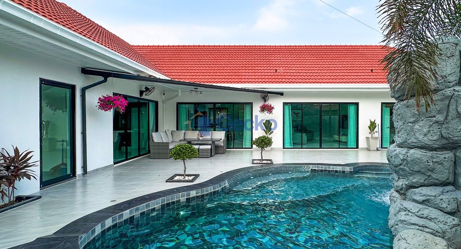 For sale 4 bed house in Bang Lamung, Chonburi
