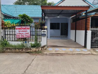 For sale 2 bed townhouse in Sung Noen, Nakhon Ratchasima