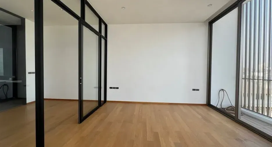 For rent and for sale 3 bedrooms office in Chatuchak, Bangkok