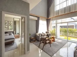 For sale 4 bedrooms house in Lam Luk Ka, Pathum Thani