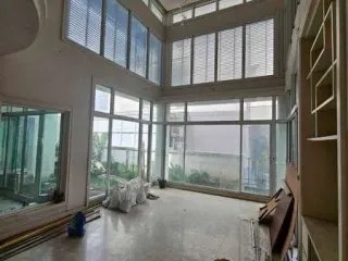 For sale 5 bedrooms townhouse in Bueng Kum, Bangkok