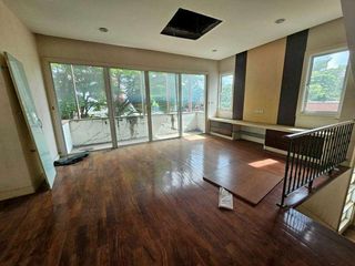 For sale 5 bed townhouse in Bueng Kum, Bangkok