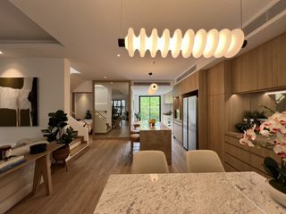 For sale 4 bed townhouse in Watthana, Bangkok