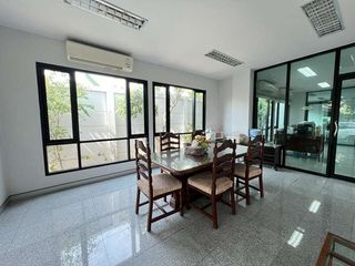 For sale 1 bed office in Phra Khanong, Bangkok