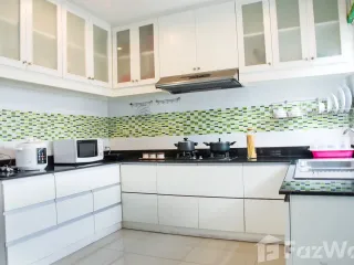 For rent 4 bed house in Mueang Chiang Mai, Chiang Mai