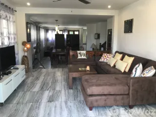 For rent 4 bed townhouse in Hua Hin, Prachuap Khiri Khan