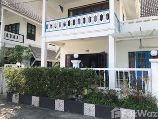 For rent 4 bed townhouse in Hua Hin, Prachuap Khiri Khan