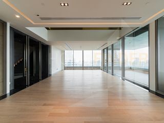 For sale 4 Beds house in Sathon, Bangkok