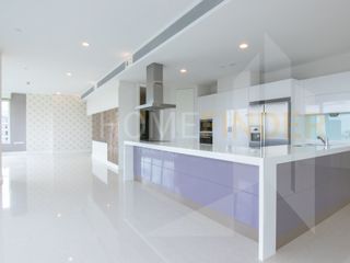 For sale 4 Beds house in Pathum Wan, Bangkok