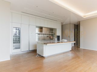 For sale 3 Beds house in Pathum Wan, Bangkok