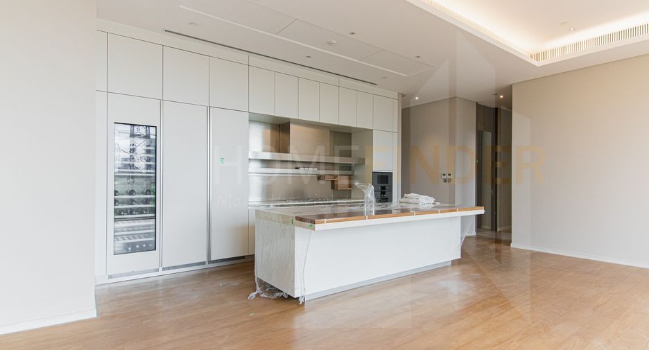 For sale 3 Beds house in Pathum Wan, Bangkok