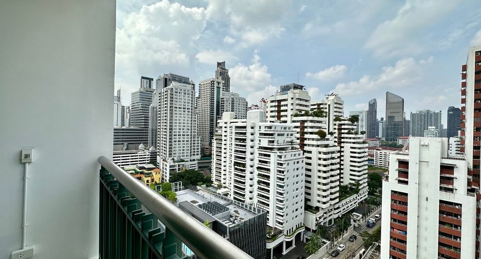 For sale 1 bed condo in Watthana, Bangkok