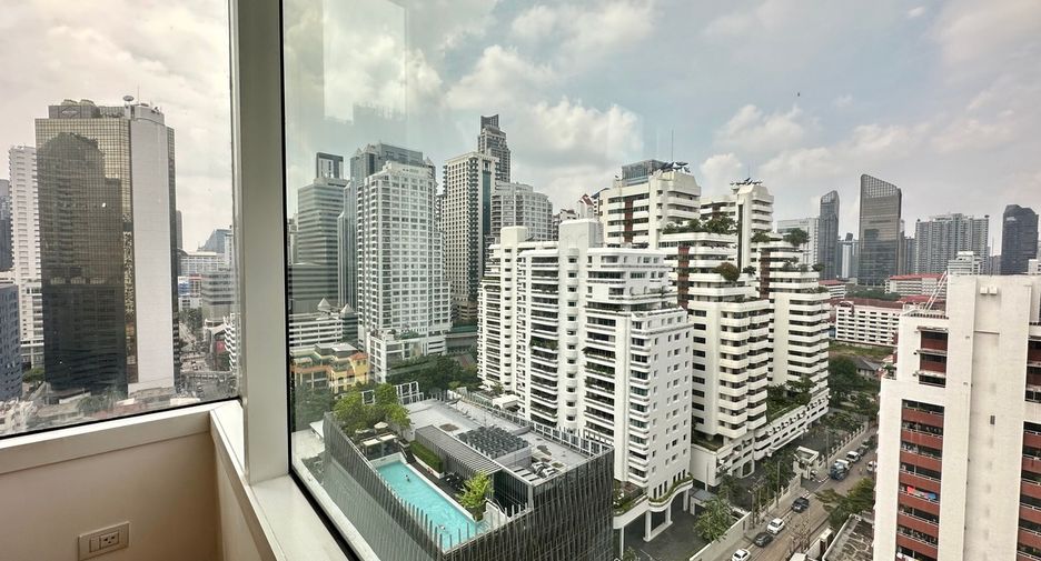 For sale 1 bed condo in Watthana, Bangkok