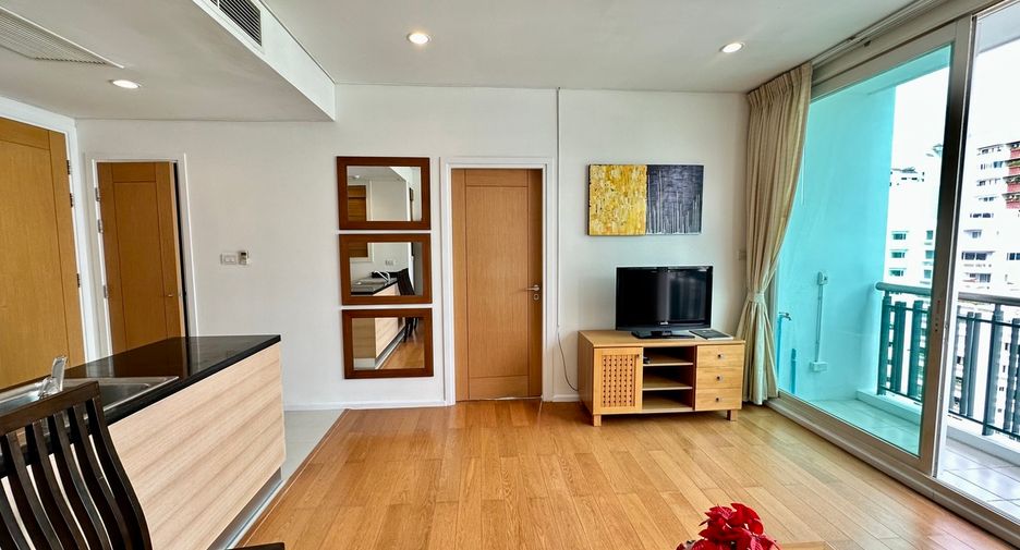 For sale 1 bed condo in Watthana, Bangkok