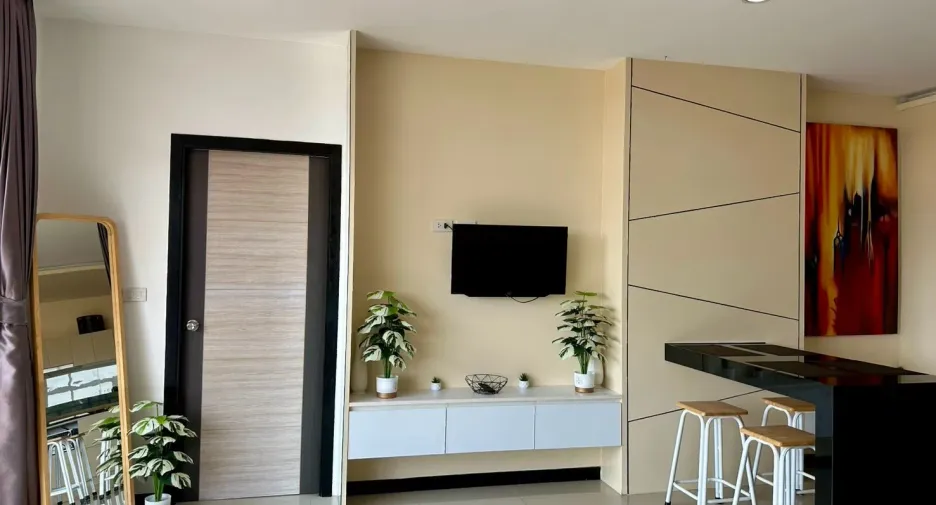 For rent 2 bed condo in Mueang Phuket, Phuket