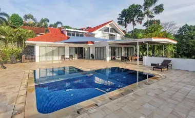 For sale 4 Beds villa in Thalang, Phuket
