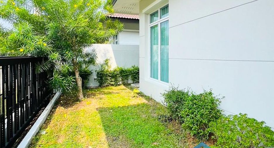 For sale 3 bedrooms house in East Pattaya, Pattaya